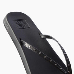 Cushion Slim Studs