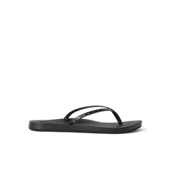 Cushion Slim Studs